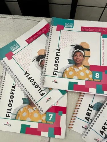 Livros e cadernos de atividade, Ensino médio: Somos educação