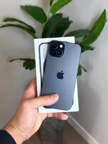 iPhone 15 128GB - Preto