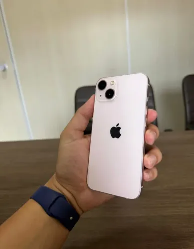 iPhone 13 Rose