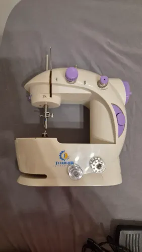 Mini Máquina de Costura