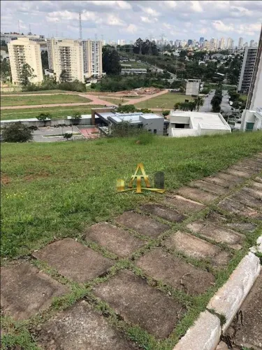 Terreno á Venda no Condomínio AlphaSitio - Alphaville - Confira!