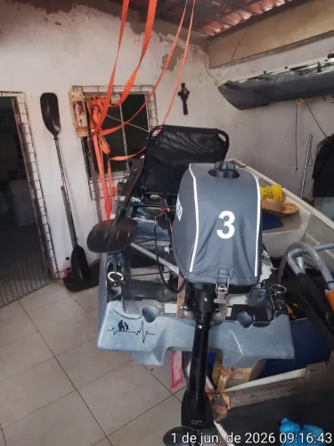 Caiaque iron com motor idea 3 hp 