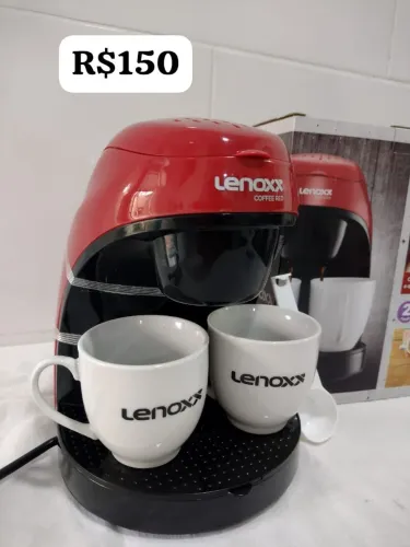 Cafeteira Elétrica acompanha 2 xicaras nova
