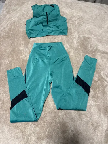 Lindo conjunto fitness de R$250 por apenas R$99,00
