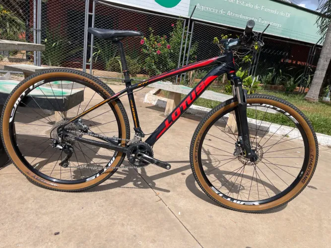 Bicicleta aro 29 Shimano Deore