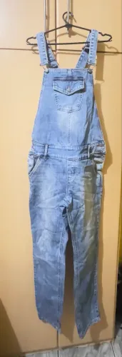 Macacão Jeans 80,00