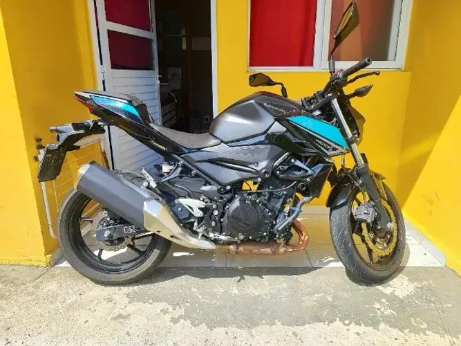 Z400. Tudo originalm fui único dono 