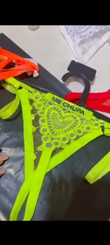 Vendo roupas qualquer peça 35,00