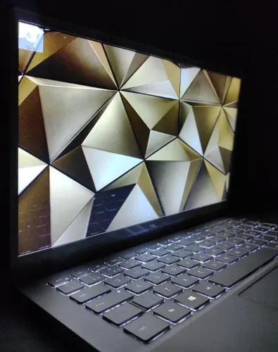 Notebook Dell Inspiron i5 MX250 (Tela de 13 IPS) (53 Dias de Uso)