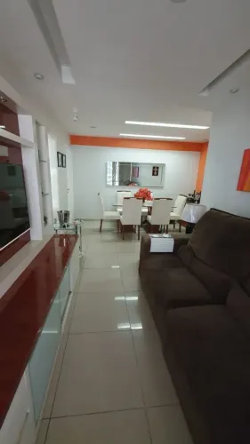 oportunidade única! Impecável apartamento reformado, planejado com vaga .