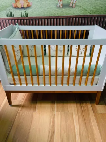 Vendo berço 2x1 vira cama
