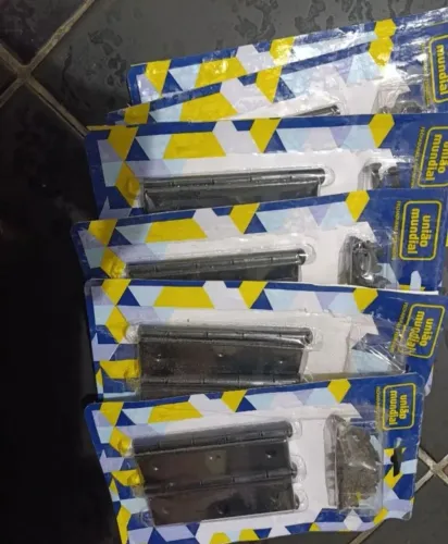 DOBRADIÇAS NOVAS EXCELENTE
