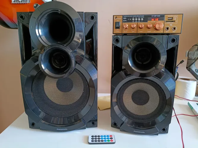 Receiver + 2 caixas de som