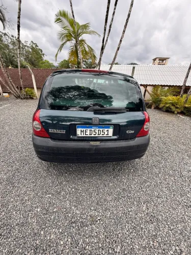 Renault Clio RT/ Privilège 1.6 16V 5P 2005