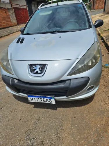 Peugeot Hoggar XR 1.4 Flex 8V 2P 2011