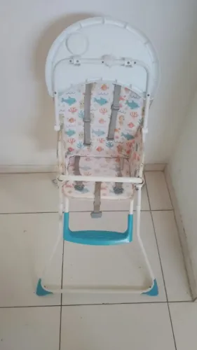 Cadeirinha de alimentação
