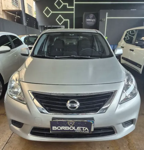 Nissan Versa SV 1.6 16V Flex Fuel 4P Mec. 2014