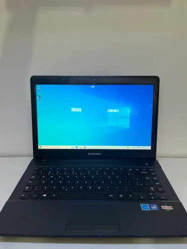 NOTEBOOK SAMSUNG AMD SSD 128GB RAM 8GB BATERIA DURANDO EM MÉDIA 1 HORA