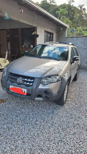 Fiat Palio Week.adv.lock.dualogic 1.8 Flex 2012