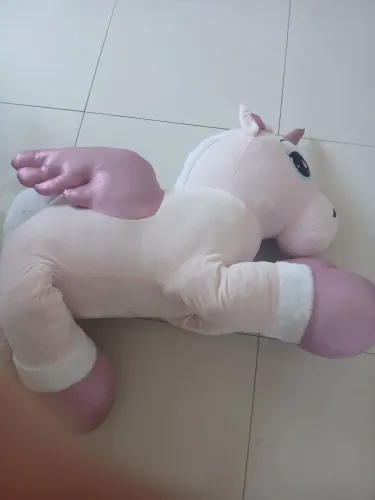 Unicórnio pelúcia gigante. Quase sem uso.