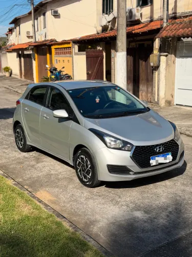 Hyundai HB20 Unique 1.0 Flex 12V Mec. 2019