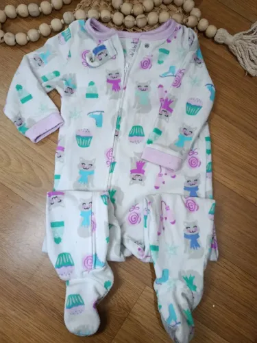 Macacão Carter's fleece 24m