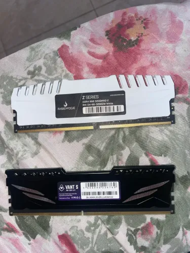 Memórias ram DDR 4 2x 8GB