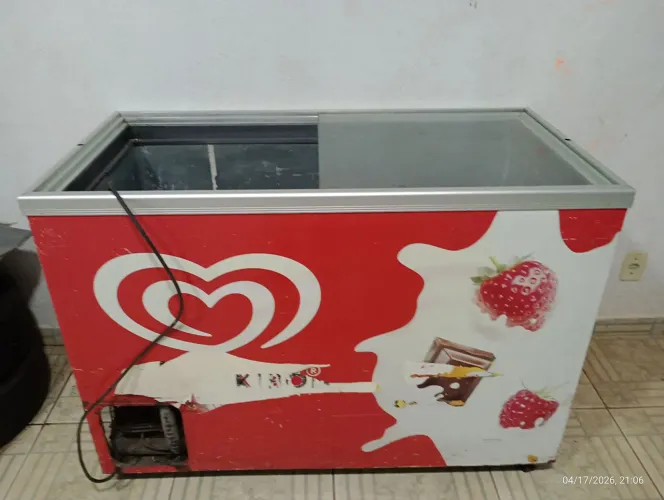 Freezer horizontal 2 portas de vidro