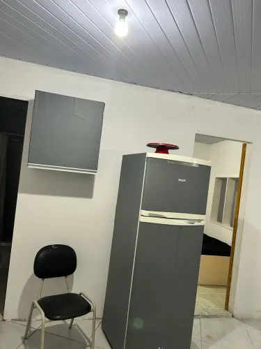 Alugo kitnet