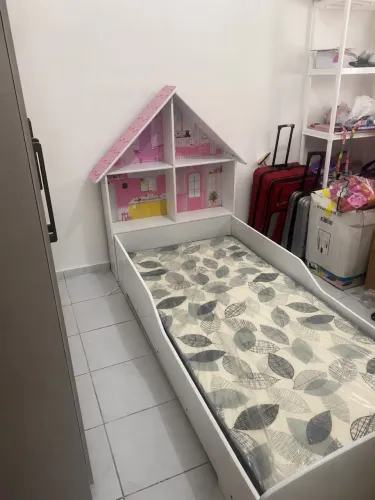 Cama infantil ( SEM COLCHÃO )