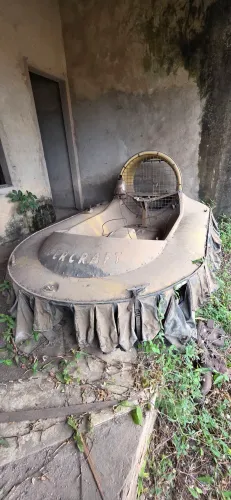 Vendo rovercraft sem motor