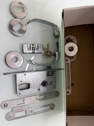 FECHADURA PARA PORTA MARCA PADO