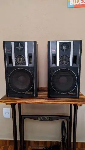 Caixas acústicas Gradiente turbo 75