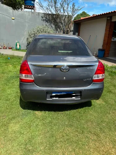 Toyota Etios XLS Sedan 1.5 Flex 16V 4P Mec. 2016