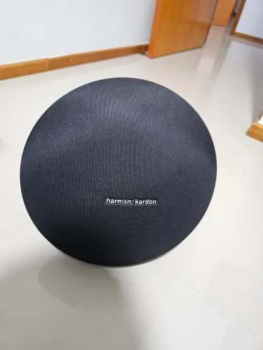 Harman Kardon Onyx Studio 4