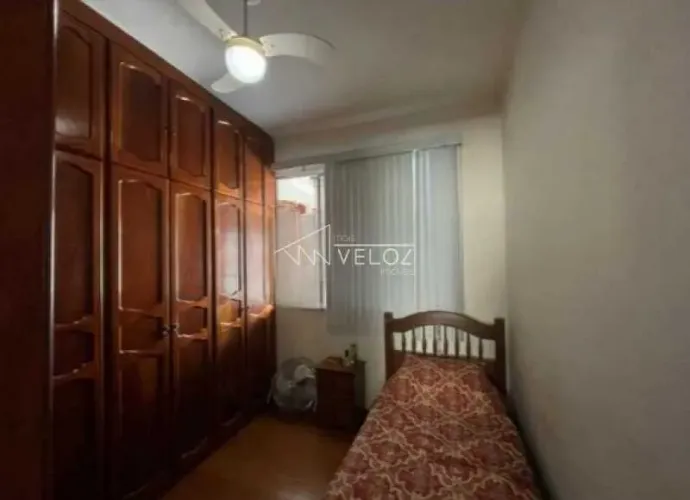 Apartamento - / Residencial / Catete