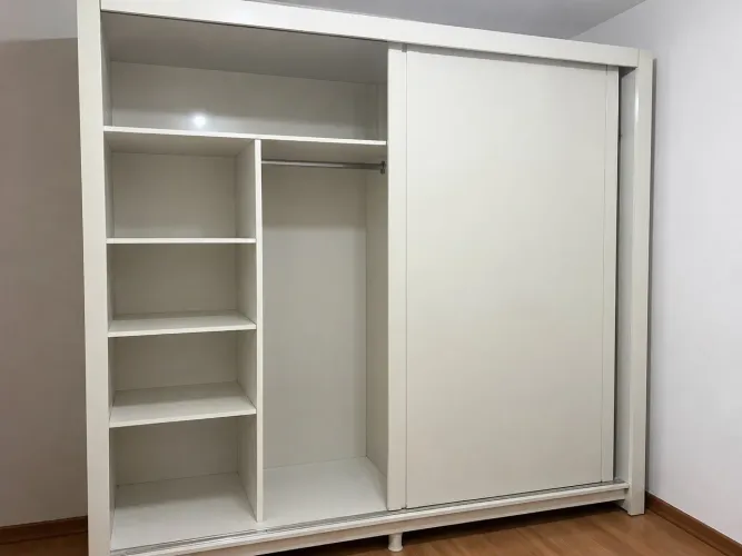 Guarda roupa casal