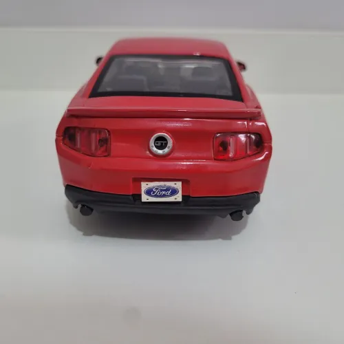 Miniatura mustang 1 24