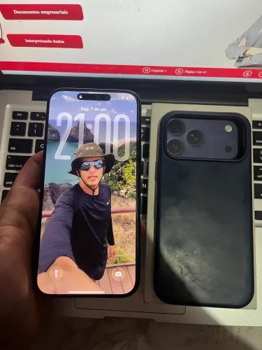 iPhone 17 pro max