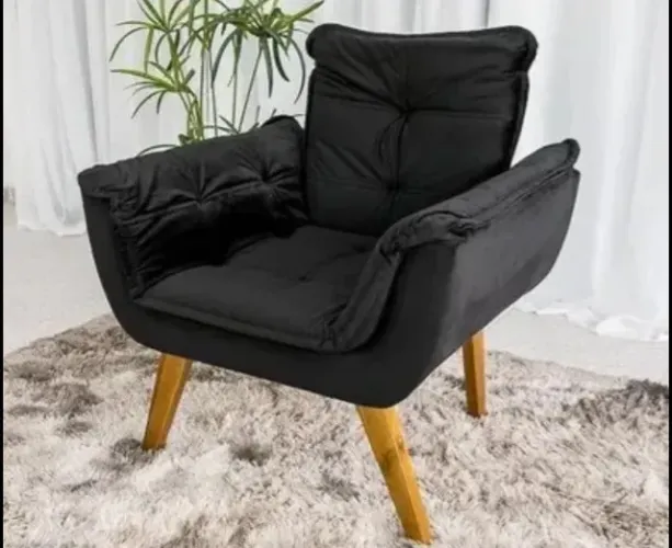 Poltrona Decorativa Veludo Pés Palito