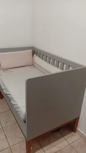 Berço americano + colchão impermeável 