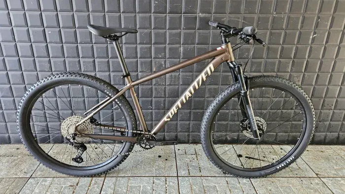  SPECIALIZED ROCKHOPPER ELITE 29 TAM. MÉDIO/GRANDE (NOVA)