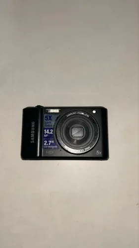 Câmera Digital Samsung 14.2MP - Zoom Óptico 5x