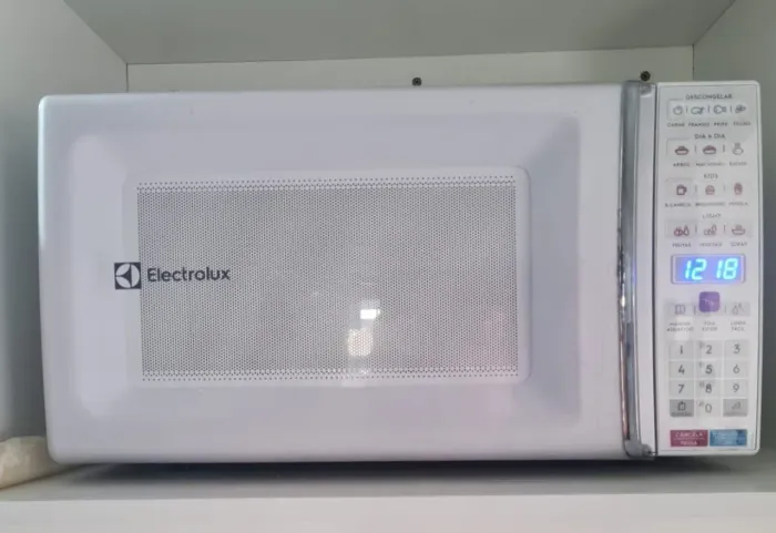 Micro-ondas Electrolux 34L 