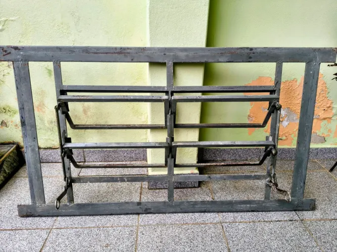 Vitror de Metalon/chapa, vendo ou troco