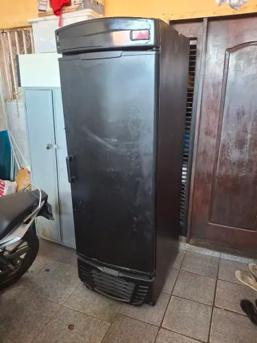 2.000$ freezer cervejeiro gelando.
