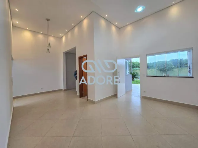 Casa á venda no Condomínio Ilha das Àguas - Salto/SP