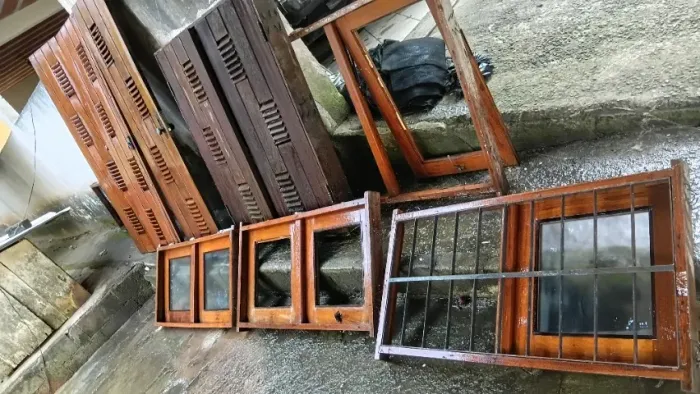 Porta e basculas em macanaiba