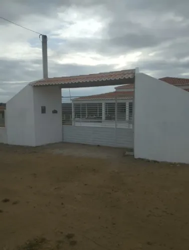 Chácara com 2.383 m² e Casa Nova em Santa Terezinha-PE