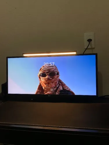 Monitor lg ultrawide 29WK600 branco 75hz 2560x1080 + braço articulado elg